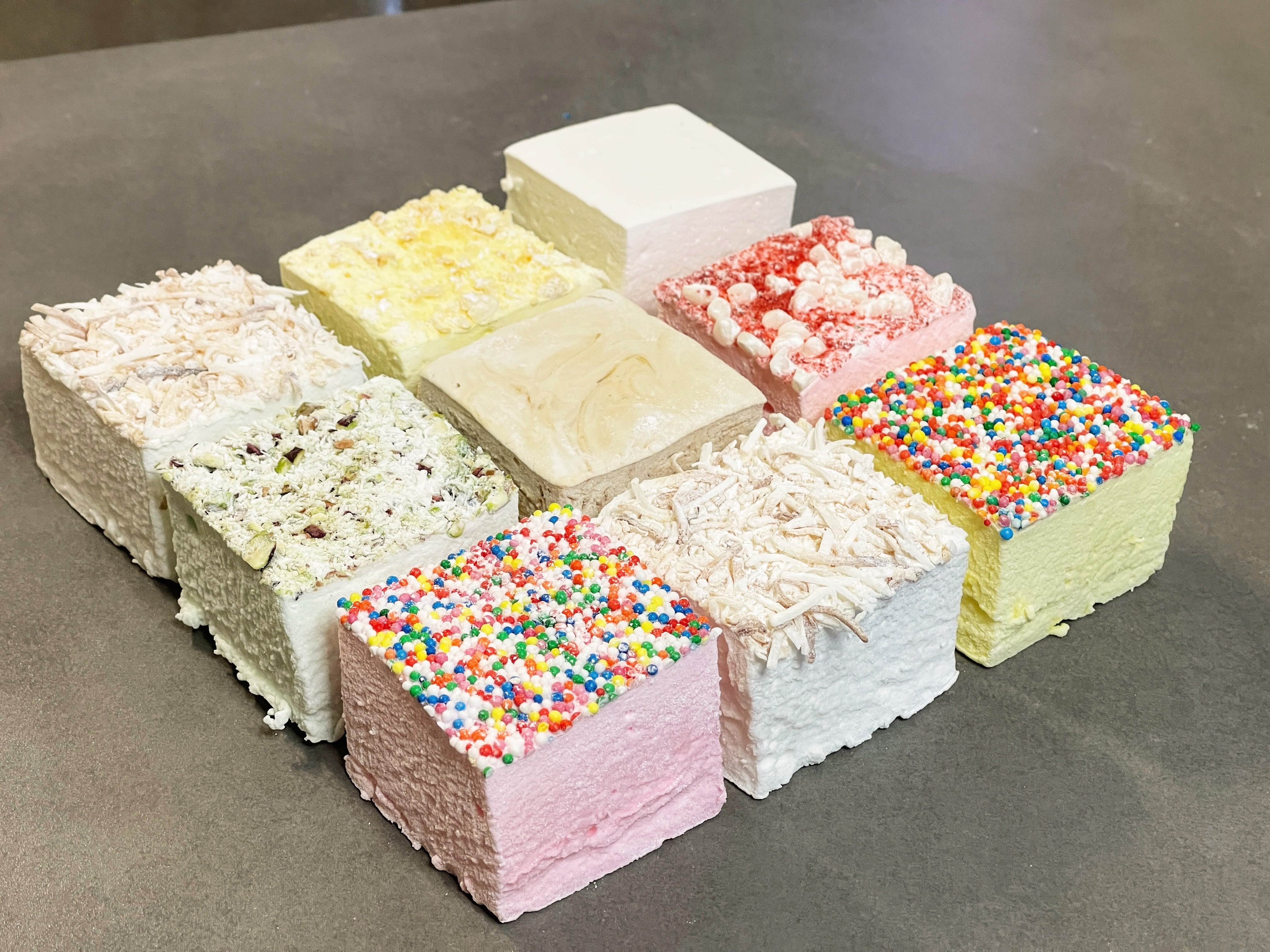 6 Mixed Marshmallow Box