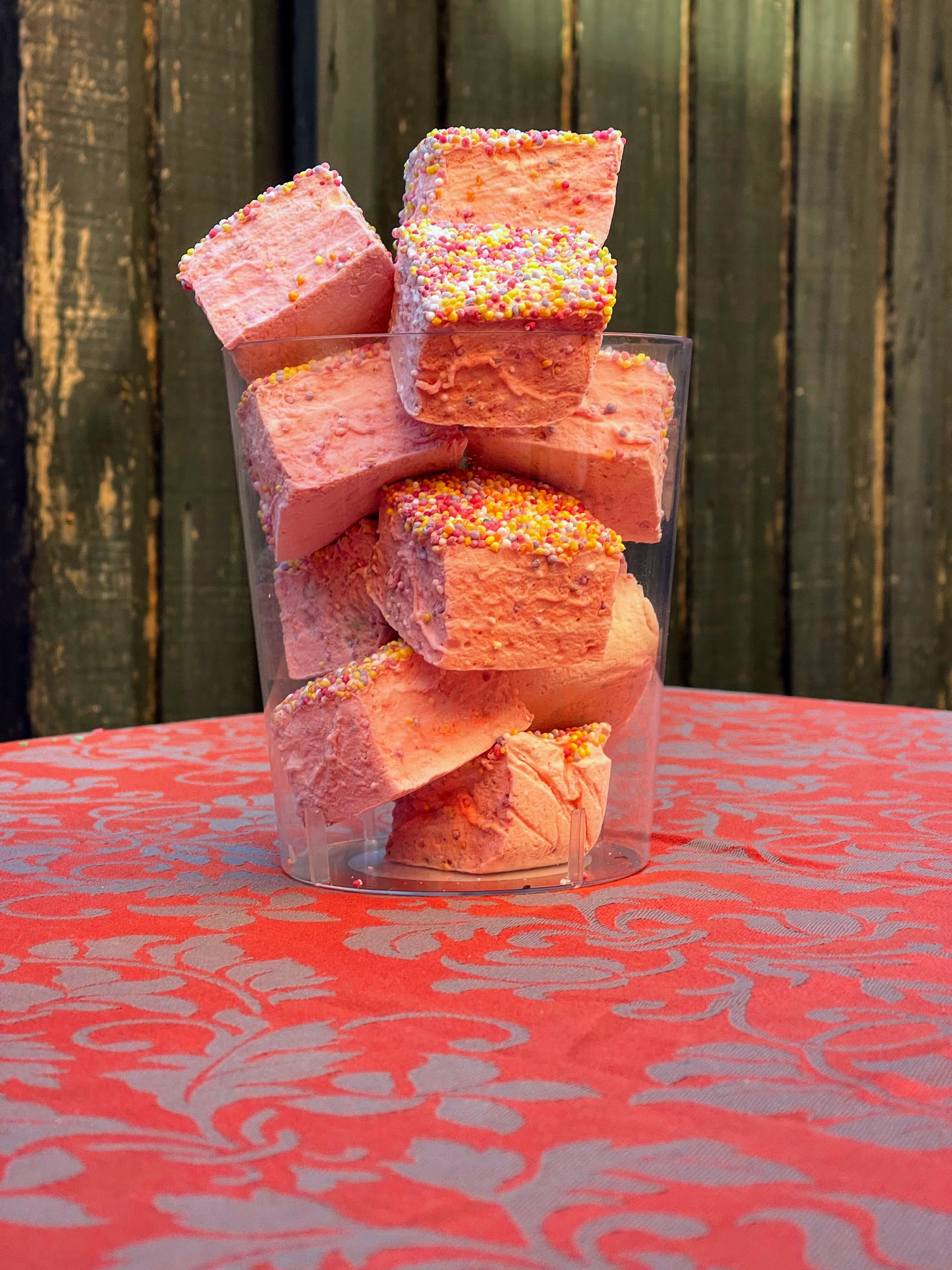 Large Sprinkle Me Bubble-gum Marshmallows